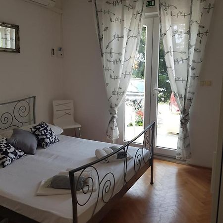 Apartments Joko Omis Exterior photo
