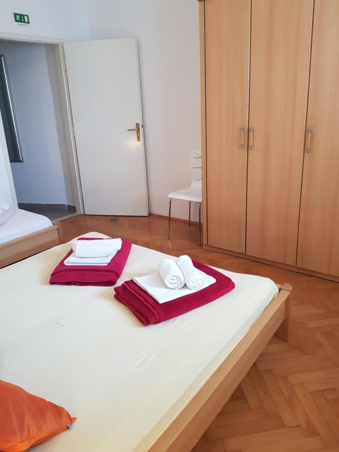 Apartments Joko Omis Exterior photo
