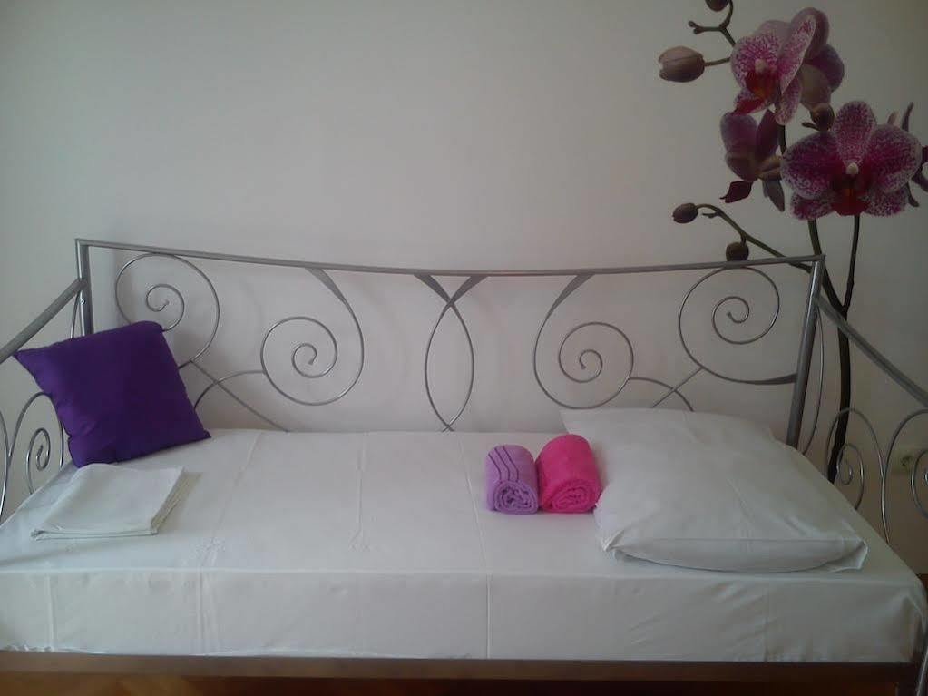 Apartments Joko Omis Exterior photo